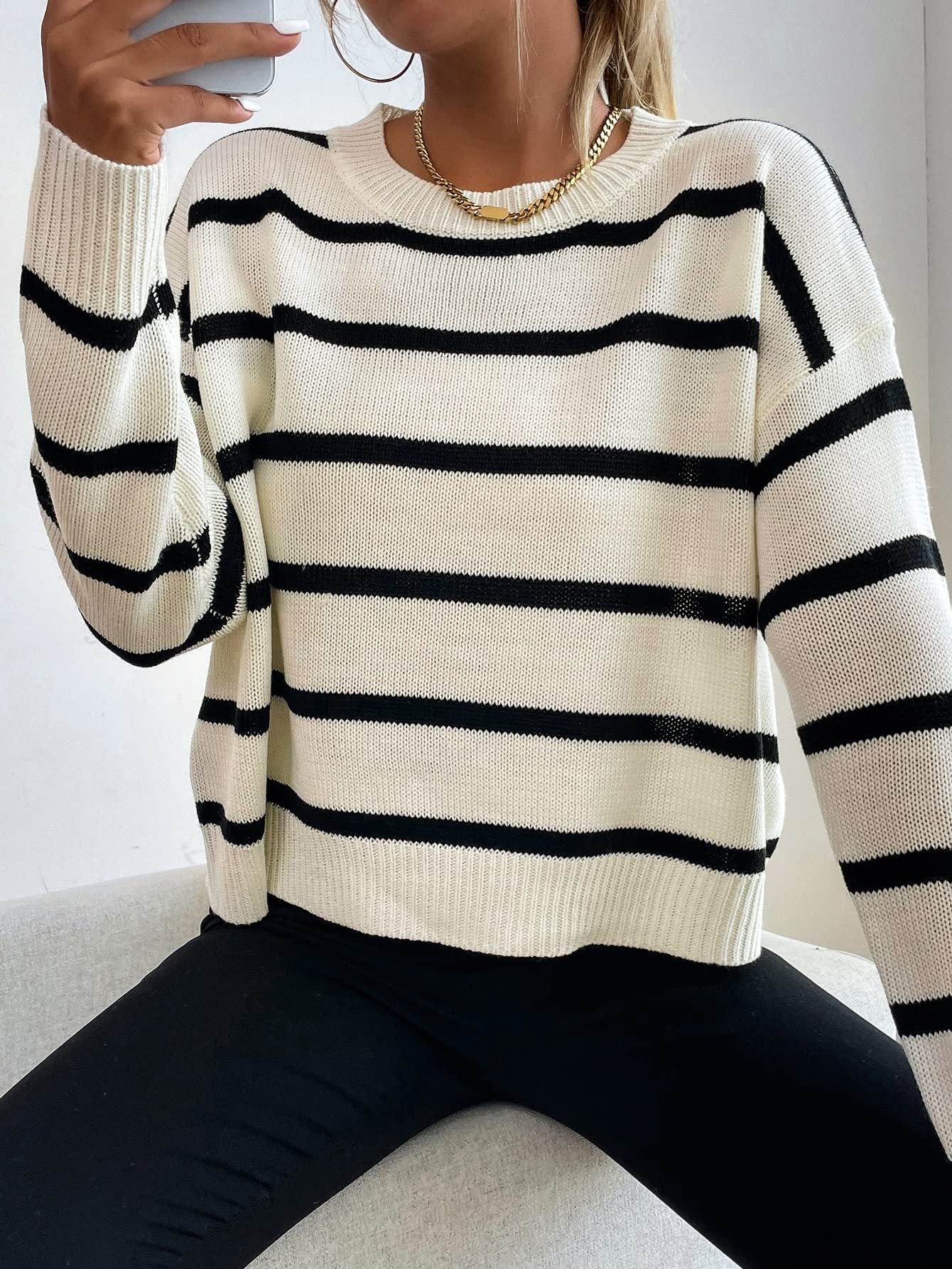 Striped Knitted Round Neck Pullover Multicolor Sweater